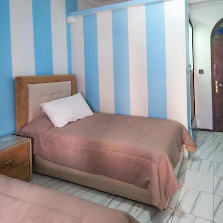 Hotel Sevilla เชฟชาอูน ภายนอก รูปภาพ