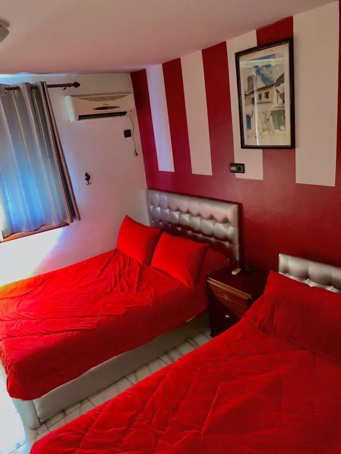 Hotel Sevilla เชฟชาอูน ภายนอก รูปภาพ
