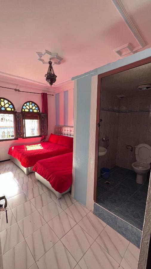 Hotel Sevilla เชฟชาอูน ภายนอก รูปภาพ