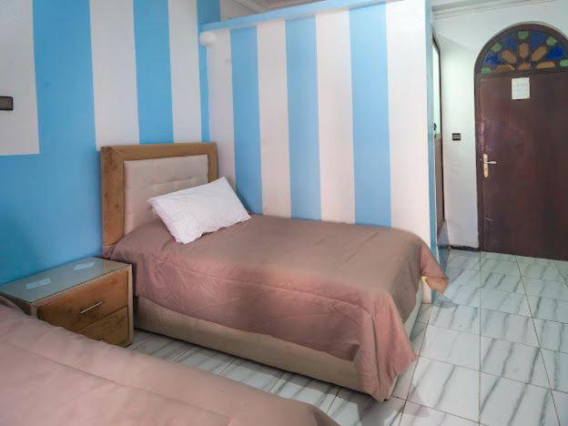 Hotel Sevilla เชฟชาอูน ภายนอก รูปภาพ